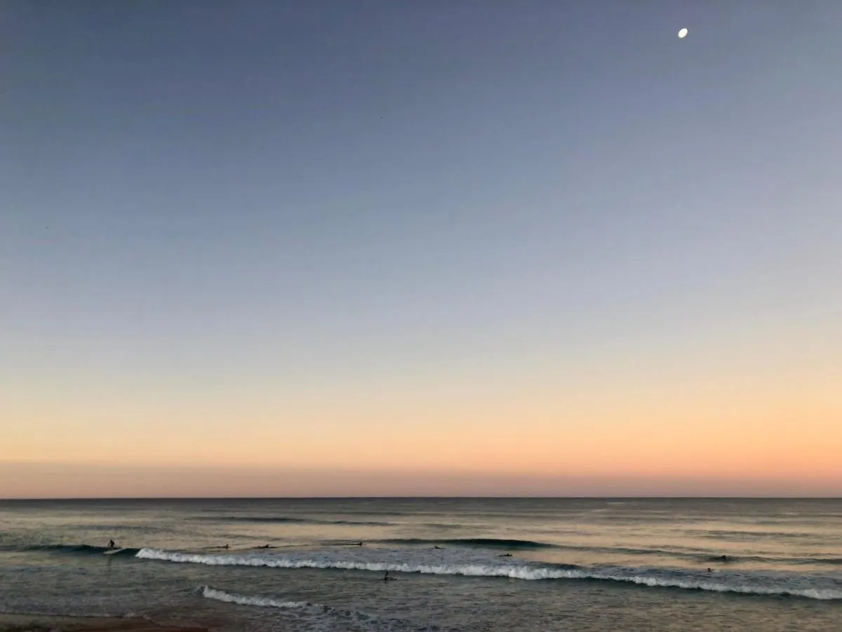 Private Outdoor Spa, Fire Pit, Cinema Room - The Cottage Coolum Beach Austrálie